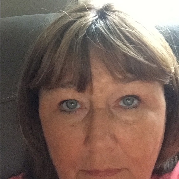 Meet your Posher, Sheila - Picture 1 of 1